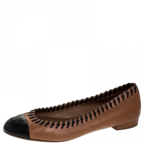 مملوكة مسبقًا حذاء باليرينا فلات شانيل تطريز عريض جلد لونين مقاس 38.5