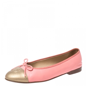 Pre Owned Chanel Peach Leather And Metallic Gold Cap Toe CC Bow Ballet Flats Size 41