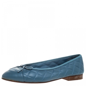 مملوكة مسبقًا Chanel Blue Quilted Leather Bow CC Cap Toe Ballet Flats Size 38