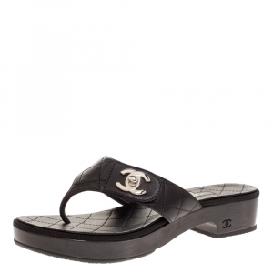 Chanel Black Quilted Leather CC Thong Sandals Size 40