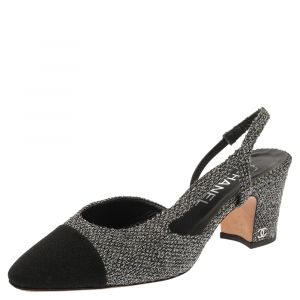 مملوكة مسبقًا Chanel Two Tone Metallic Tweed And Fabric CC Block Heel Slingback Sandals Size 38