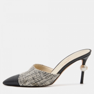 Chanel Black/White Tweed and Leather CC Pearl Embellished Heel Mules Size 38