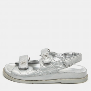 Pre Owned Chanel Metallic Silver Leather CC Dad Slingback Sandals Size 38