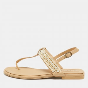 Chanel Beige Leather Faux Pearl Embellished CC Thong Slingback Flat Sandals Size 37.5