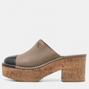 Pre Owned Chanel Brown/Black Leather CC Cap Toe Cork Platform Mules Size 39.5