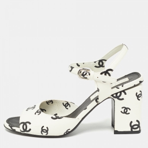 Pre Owned Chanel White Cream/Black Leather Ankle Strap Sandals Size 38.5