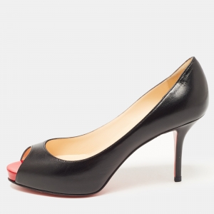 مملوكة مسبقًا Christian Louboutin Black Leather Mater Claude Pumps Size 37