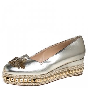 Pre Owned  Christian Louboutin Gold Metallic Leather Carmel Studded Espadrille Size 38
