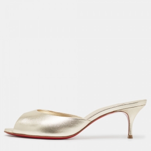 مملوكة مسبقًا Christian Louboutin Metallic Gold Leather Me Dolly Slide Sandals Size 38