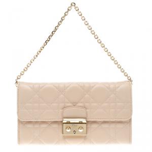 مملوكة مسبقًا محفظة ديور WOC نيو لوك جلد مبطنة كاناج وردية فاتحة