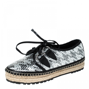 مملوكة مسبقًا حذاء رياضي ديور اسبادريل رباط علوي جلد فضي ميتاليك و أسود مقاس 36