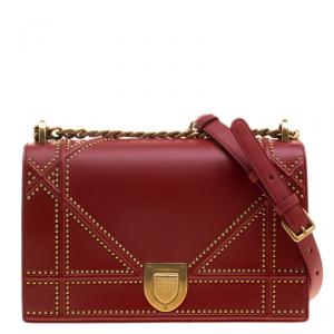 مملوكة مسبقًا Dior Red Leather Medium Studded Diorama Shoulder Bag