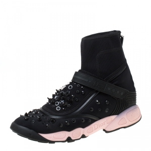 مملوكة مسبقًا حذاء رياضي ديور تكنو فيوجون مرتفع من أعلى قماش مزخرف أسود مقاس 39