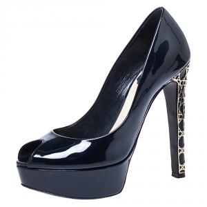مملوكة مسبقًا Dior Dark Blue Patent Leather Cannage Heel Peep Toe Platform Pumps Size 35.5