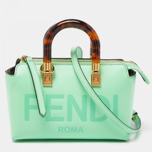 حقيبة فندي ميني باي ذا واي جلد أخضر نيون