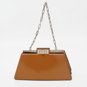 Pre Owned Fendi Green Glossy Leather Medium Peekaboo Cut Bag