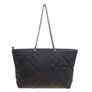 Pre Owned Fendi Black Zucca Quilted Fabric Roll Tote
