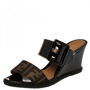 Pre Owned Fendi Black Patent Leather and Tobacco Zucca Canvas Demi Wedge Slides Size 38