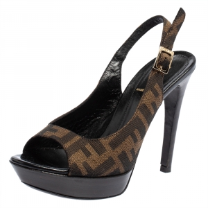 Pre Owned صندل فندي كانفاس بني زوكا نعل سميك بحزام للكاحل مقاس 36