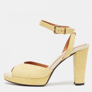 Fendi Cream/Yellow Stingray Embossed Leather Ankle Strap Platform Sandals Size 39