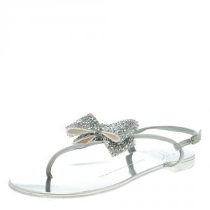 Pre Owned Giuseppe Zanotti Grey Suede Rock Crystal Embellished Bow Flat Thong Sandals Size 36