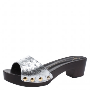 Pre Owned Giuseppe Zanotti Silver Ostrich Embossed Leather Gladis Platform Clogs Size 40