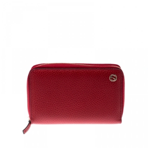 Gucci Red Pebbled Leather Zip Around Wallet