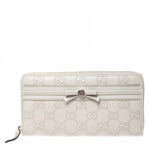 Gucci Off White Guccissima Leather Mayfair Zip Around Wallet