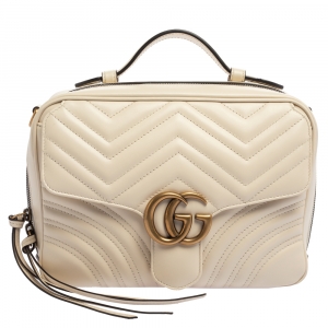 Pre Owned حقيبة كاميرا غوتشي "مارمونت" صغيرة مزينة بشعار الماركة جي جي جلد ماتيلاس كريمي