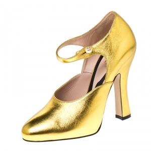 Pre Owned Gucci Gold Lesly Patent Leather Mary Jane Pumps Size 38