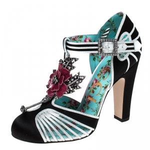 Pre Owned Gucci Black Satin And Sliver Leather Flower Embellished T Strap Sandals Size 37