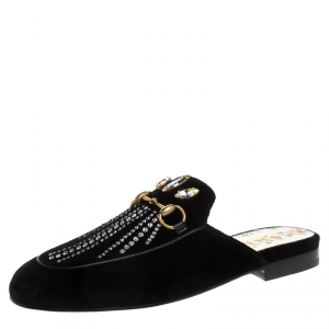 مملوكة مسبقًا Gucci Black Velvet And Crystals Embellished Princetown Horsebit Flat Mules Size 36