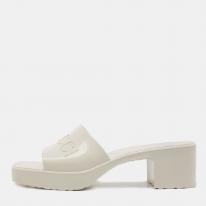 مملوكة مسبقًا Gucci Cream Rubber Logo Slide Platform Sandals Size 41