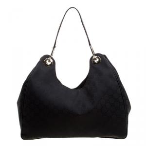 مملوكة مسبقًا حقيبة غوتشي نايلون GG سوداء