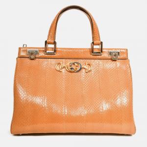 مملوكة مسبقًا Gucci Brown Grained Leather Interlocking G Horsebit Zumi Medium Tote with Strap