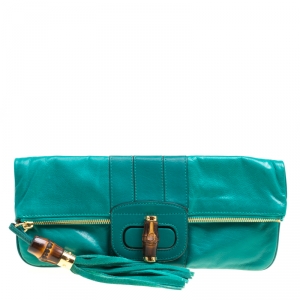 مملوكة مسبقًا Gucci Green Leather Bamboo Detail Tassel Lucy Fold Over Clutch