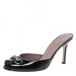 Pre Owned صندل سلايد غوتشي هورسبيت جلد أسود لامع مقاس 38