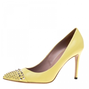 Pre Owned Gucci Yellow Studded Leather Malaga Pointed Toe Pumps Size 38.5