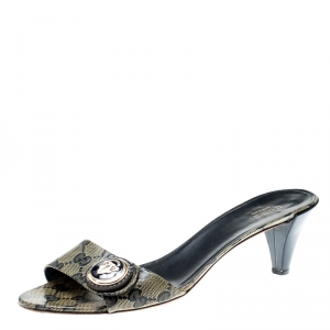 مملوكة مسبقًا حذاء سلايدز غوتشي هيستريا كانفاس كريستال GG أزرق/ بيج مقاس 38