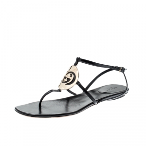 Pre Owned صندل غوتشي فلات بإصبع جلد لامع أسود مقاس 39.5