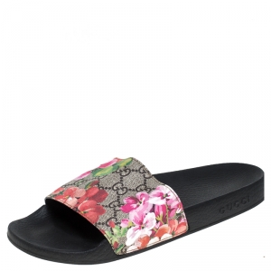 مملوكة مسبقًا صندل غوتشي سلايد سوبريم بلومز GG كانفاس مقوى متعدد الألوان مقاس 41