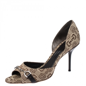 مملوكة مسبقًا Gucci Beige Horsebit Pattern Canvas Horsebit D'Orsay Peep Toe Pumps Size 38.5
