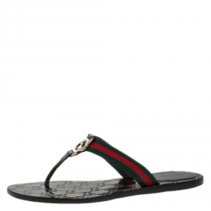 مملوكة مسبقًا Gucci Black Leather And Web Strap Interlocking "GG" Thong Sandals Size 38
