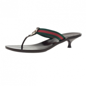 مملوكة مسبقًا Gucci Web Detail GG Thong Sandals Size 38.5