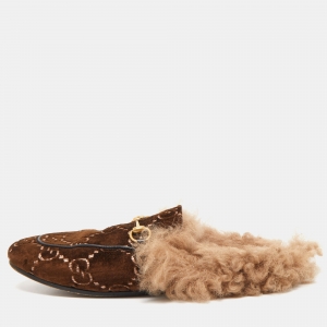 مملوكة مسبقًا Gucci Brown GG Velvet and Fur Lined Princetown Flat Mule Size 38