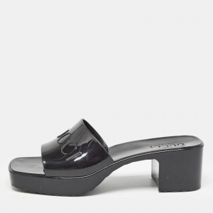 Pre Owned Gucci Black Rubber Logo Embossed Slides Size 38     