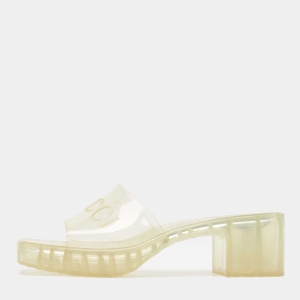 مملوكة مسبقًا Gucci Transparent Rubber Embossed Logo Slide Sandals Size 37