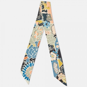 Hermès Multicolor Silk Bingata Vert Noir Saumon Twilly 