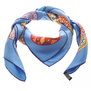 Pre Owned Hermes Blue Reves D'Escargots Printed Silk Square Scarf