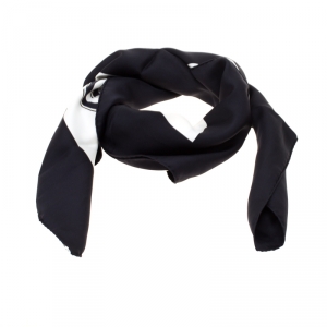 Pre Owned Hermes Navy Blue and White Brides de Gala Printed Silk Square Scarf